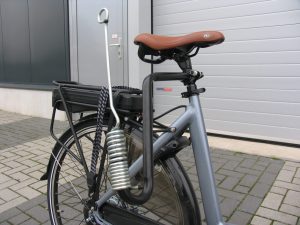 Hondenbeugel met springveer M-Wave "Dog walk"